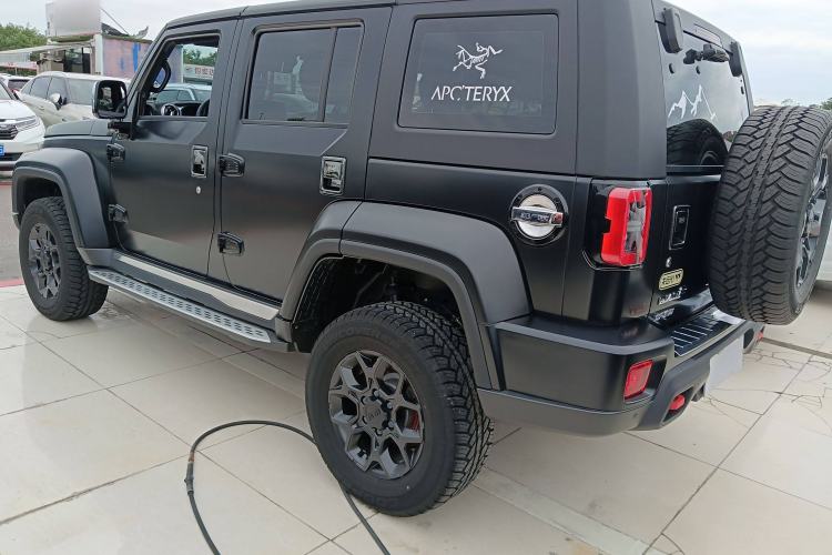 Used Beijing Auto BJ40 2023 2.0D Automatic Four-Wheel Drive Blade Hero Edition Adventurer Type
