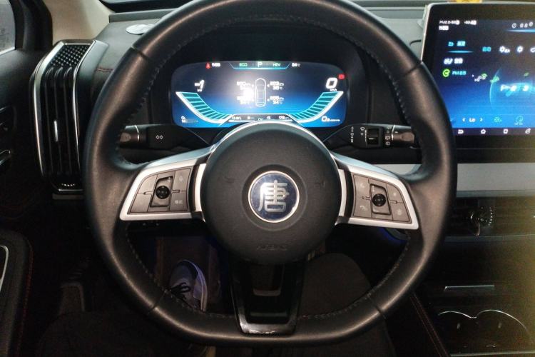 Used BYD Tang New Energy 2018 DM 2.0T All-Wheel Drive Smart Connectivity Enjoyment Model 5 Seats China V Emission Standard
