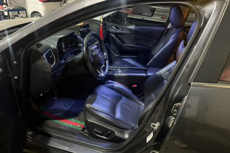 Used Mazda Mazda 3 Axela 2017 Sedan 2.0L Automatic Prestige Model China V Standard
