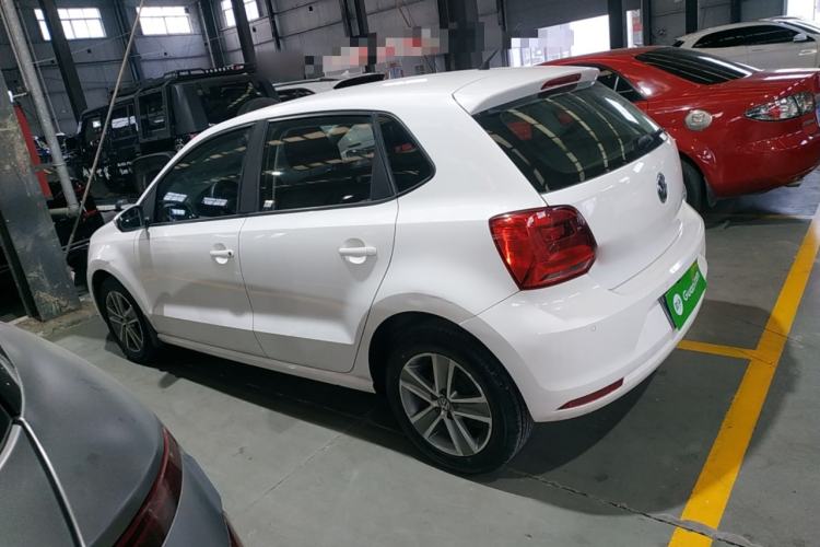 Used Volkswagen Polo 2016 1.6L Automatic Comfort Model
