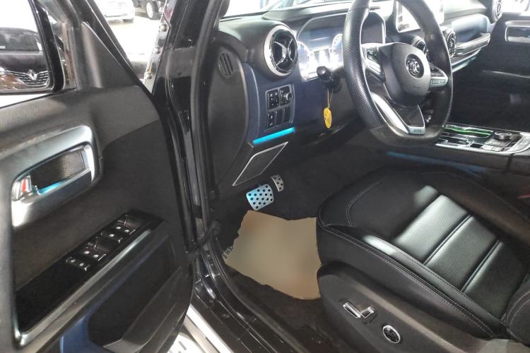 Used  BJ40 2018 PLUS 2.3T Automatic Four-Wheel Drive Flagship Version China V Emission Standard
