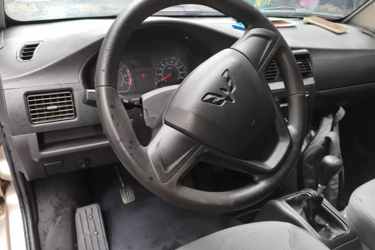 Used Wuling Rongguang 2021 1.5L Extended Standard-Size Window-Sealed Vehicle Air-Conditioned 2-Seater L3C
