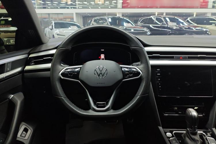 Used Volkswagen FAW-Volkswagen CC 2023 380TSI Striking Edition
