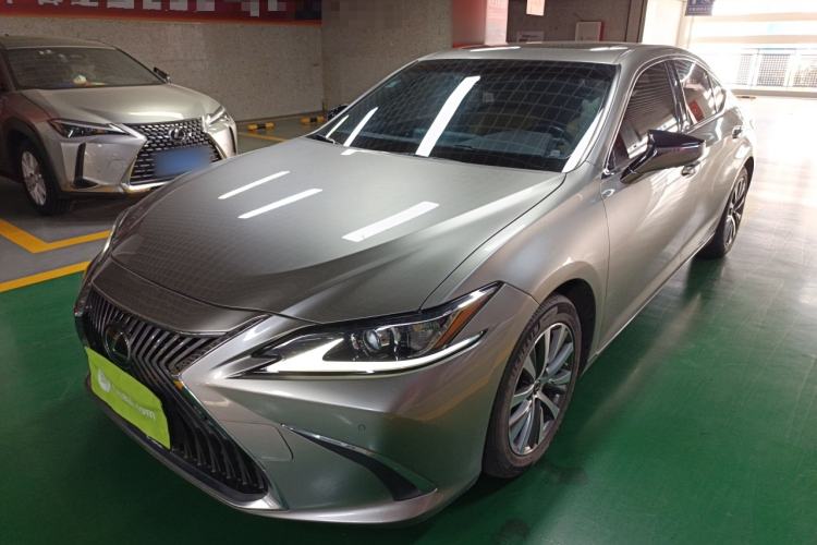 Used Lexus ES 2018 200 Excellence Edition China V Standard
