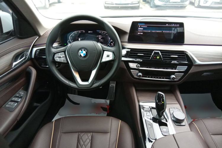 Used BMW 5 Series New Energy 2020 Mileage Upgrade Version 530Le Luxury Package
