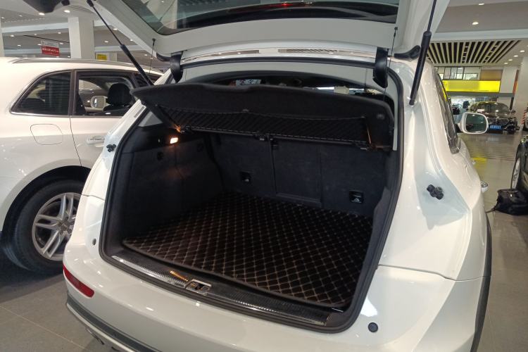 Used Audi Q5 2017 Plus 40 TFSI Technology Model
