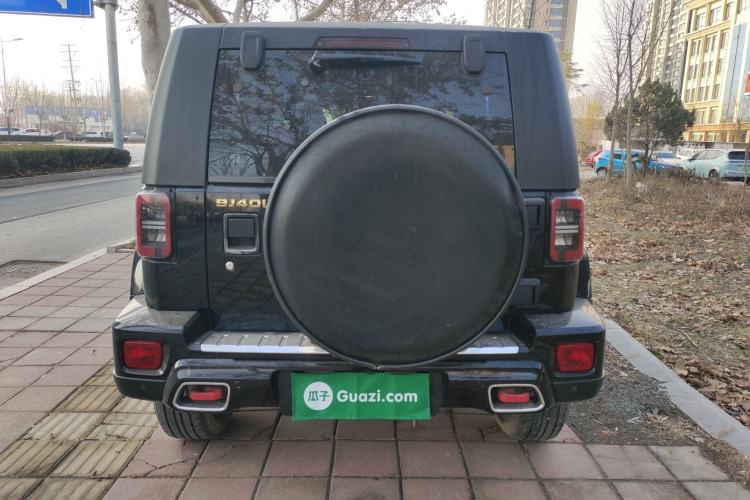 Used  BJ40 2019 2.3T Automatic Four-Wheel Drive Urban Hunter Edition Premium Model China VI Emission Standard
