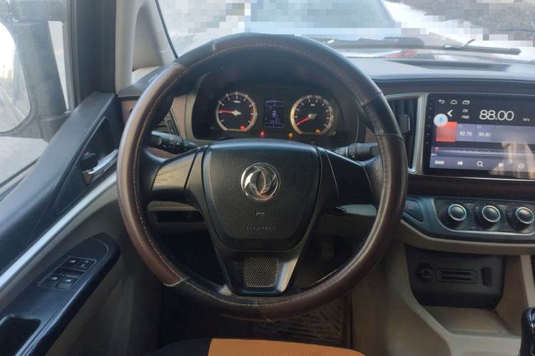 Used FORTHING Lingzhi 2019 Facelifted M5L 1.6L 7-Seater Base Model China VI Standard