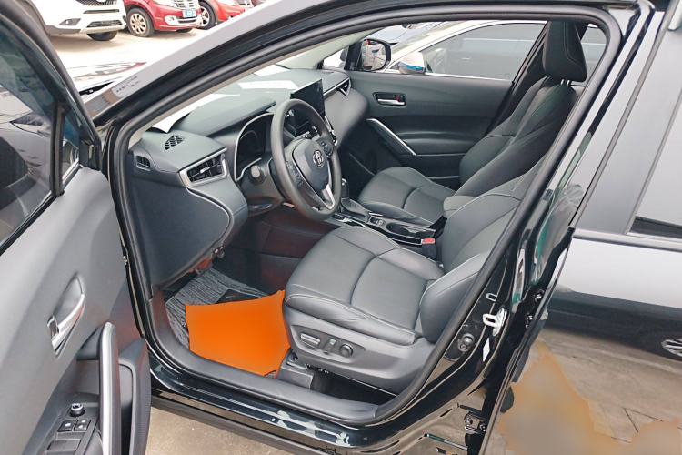 Used Toyota FRONTLANDER 2023 2.0L CVT Luxury Edition
