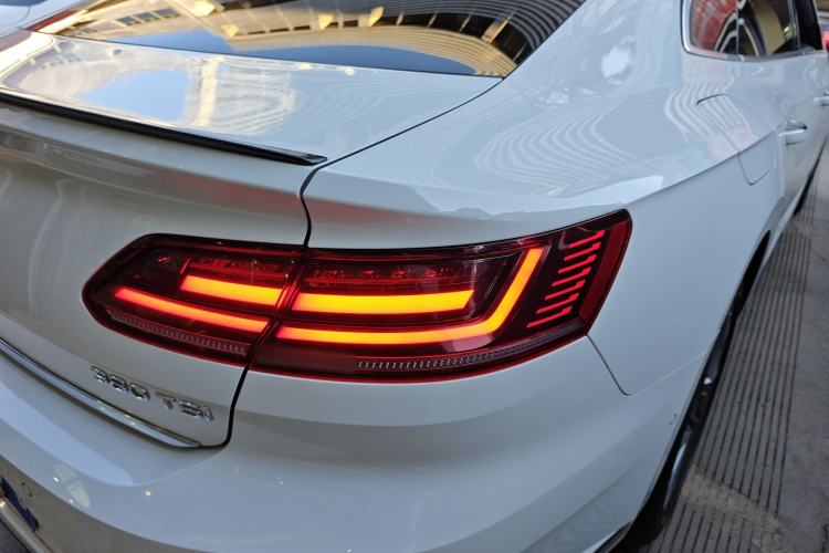 Used Volkswagen FAW-Volkswagen CC 2021 380TSI Striking Edition
