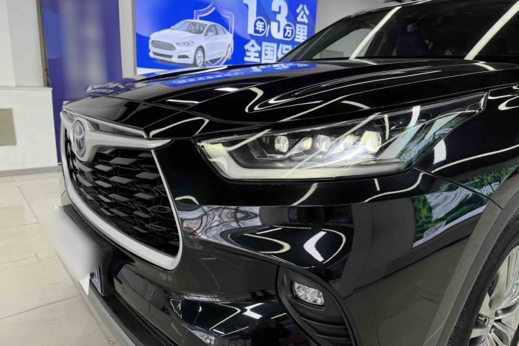 Used Toyota Highlander 2022 Dual-Engine 2.5L Four-Wheel Drive Prestige Version 7 Seats
