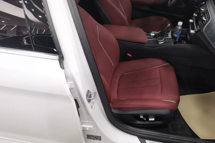 Used BMW 5 Series 2023 530Li Leading Model M Sport Package
