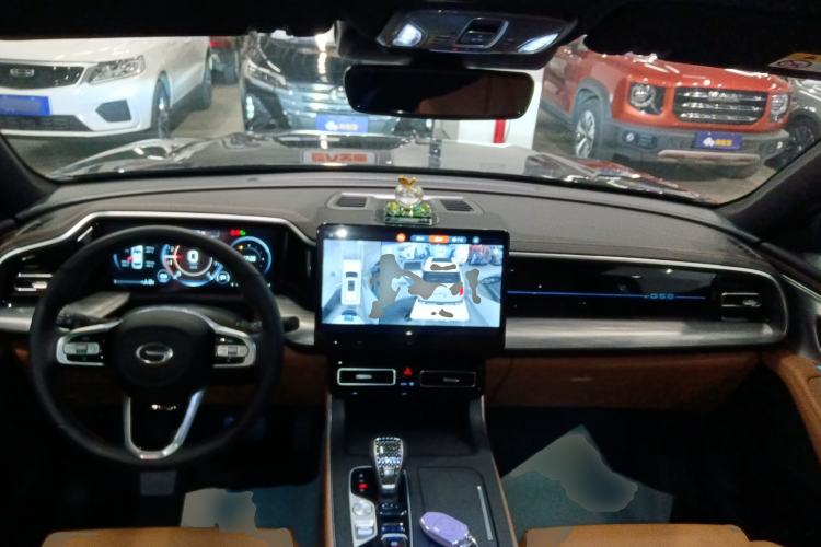 Used GAC Trumpchi GS8 2025 Linghang Series 2.0 TGDI Two-Wheel-Drive Luxury Edition 5 Seats