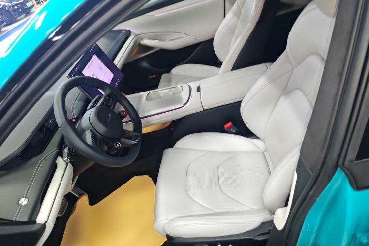 Used Xiaomi Auto SU7 2024 Four-Wheel Drive Ultra-Long Range Advanced Intelligent Driving Max Edition