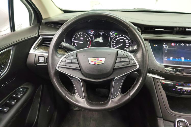Used Cadillac XT5 2018 25T Luxury Model