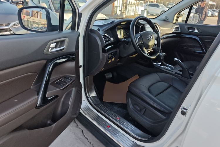 Used GAC Trumpchi GS4 2015 200T G-DCT Luxury Edition
