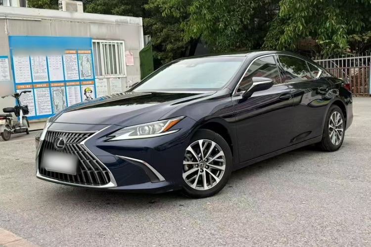 Used Lexus ES 2023 200 Excellence Edition