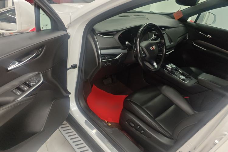 Used Cadillac XT4 2018 28T Two-Wheel Drive Leading Version