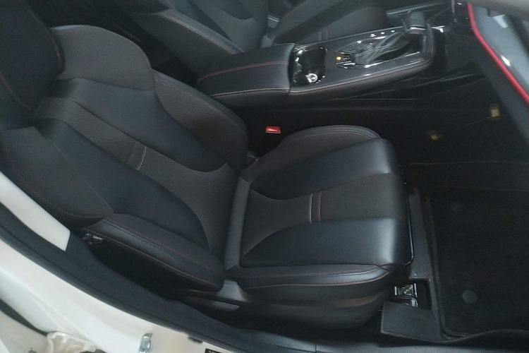 Used Oshan X5 2021 1.6L CVT Luxury Model
