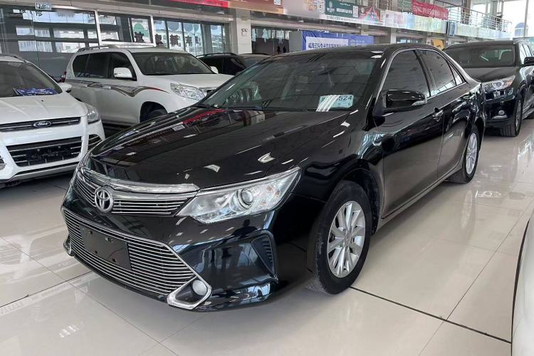 Used Toyota Camry 2016 2.0G 10th Anniversary Leading Edition
