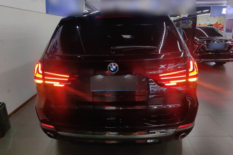 Used BMW X5 2017 xDrive28i
