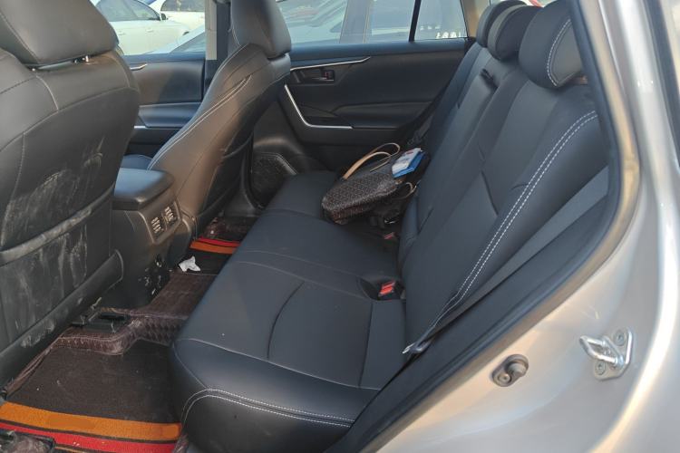 Used Toyota Wildlander 2020 2.0L CVT Two-Wheel Drive Leading Edition
