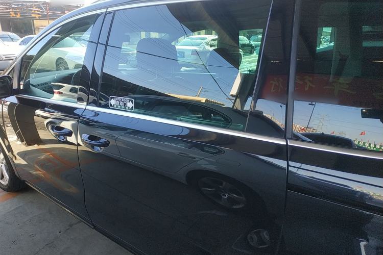 Used Volkswagen Sharan 2015 1.8TSI Comfort Model
