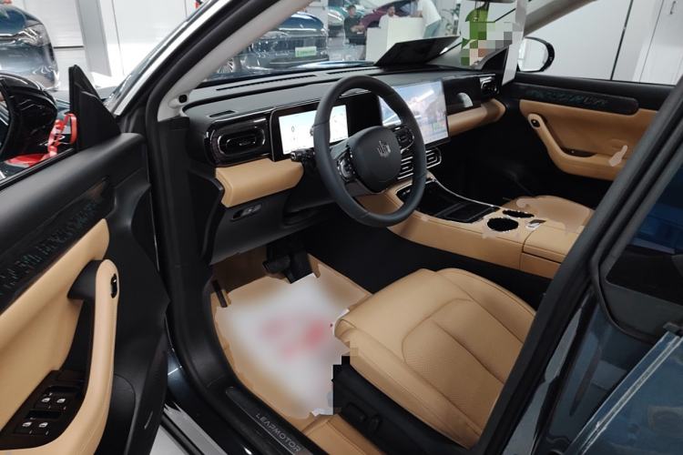 Used Leapmotor C11 2024 Range-Extended 300 Luxury Edition
