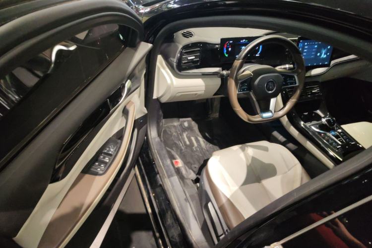 Used BYD Qin PLUS 2023 Champion Edition DM-i 55KM Leading Model
