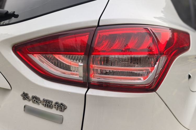 Used Ford Kuga 2015 1.5L GTDi Two-Wheel-Drive Comfort Model
