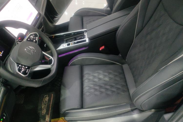 Used Volkswagen Magotan 2024 380TSI DSG Prestige Edition DaMai Package
