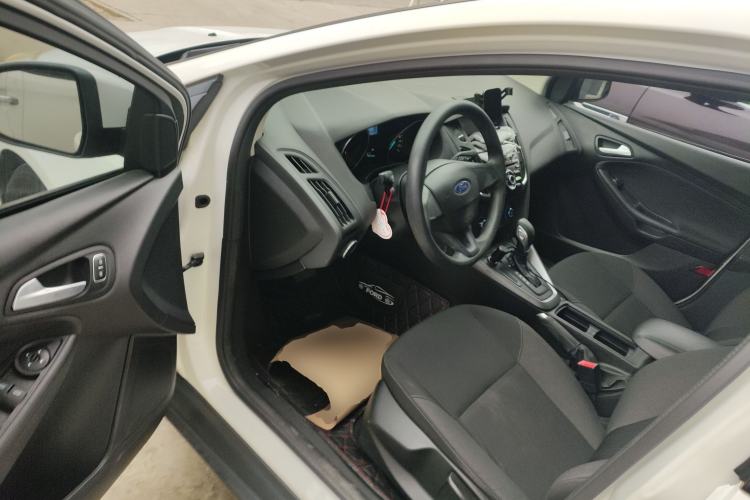 Used Ford Focus 2017 Hatchback 1.6L Automatic Comfort Plus SmartDrive Edition