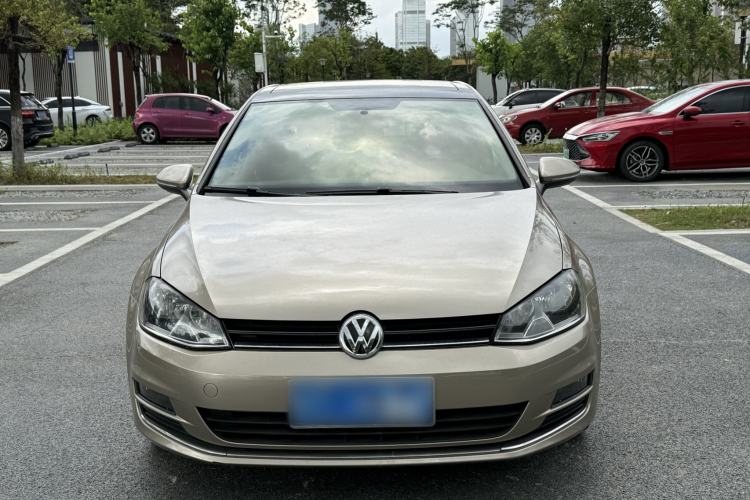 Used Volkswagen Golf 2016 230TSI Automatic Comfort Version
