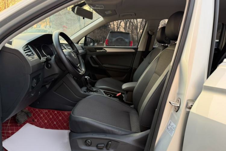 Used Volkswagen Tiguan L 2017 330TSI Automatic Two-Wheel Drive Luxury Edition
