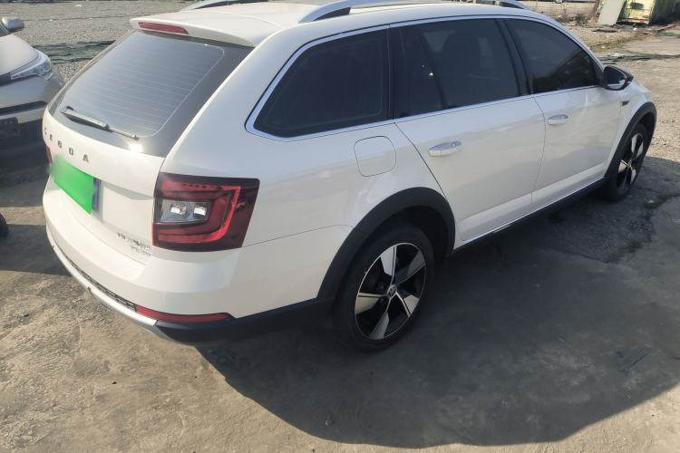 Used Skoda Octavia 2019 TSI280 DSG Luxury Edition Station Wagon China VI Standard
