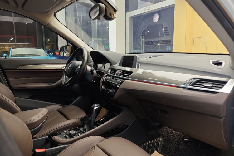 Used BMW X1 2019 sDrive18Li Premium Edition
