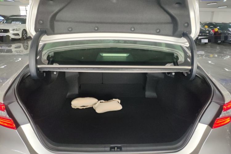 Used Toyota Camry 2019 2.5G Luxury Edition China VI Standard
