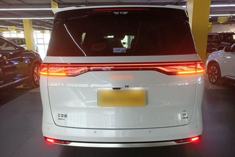 Used BYD Xia 2025 DM-i 1.5T 180km Beyond Edition
