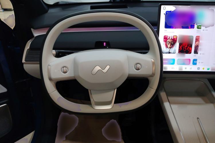 Used ONVO L60 2024 60 kWh Rear-Drive Version