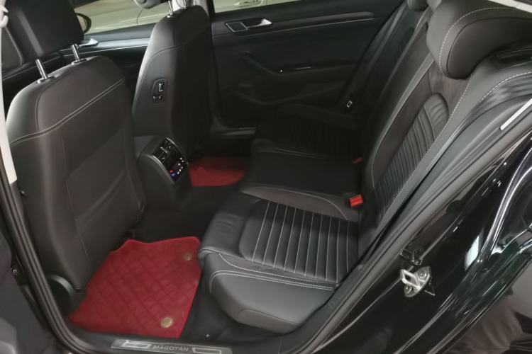 Used Volkswagen Magotan 2020 330TSI DSG Leading Model
