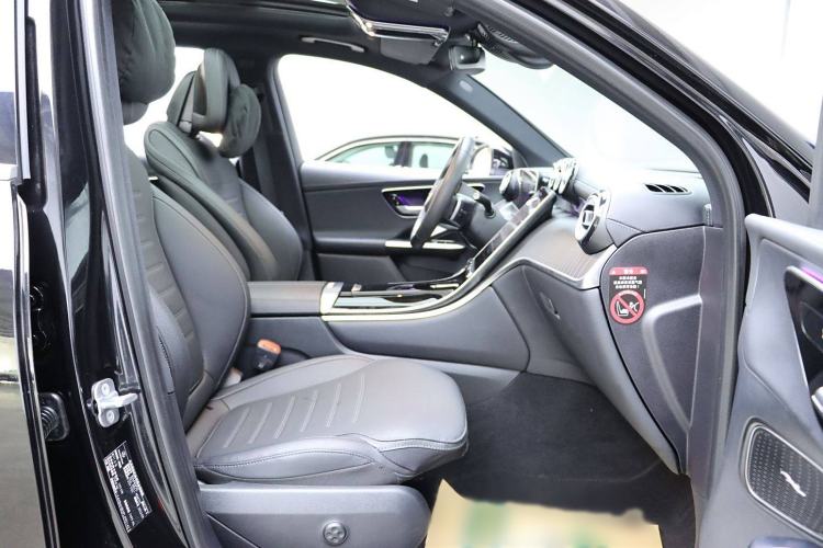 Used Mercedes-Benz GLC 2023 Refreshed GLC 300 L 4MATIC Dynamic Edition 5 Seats
