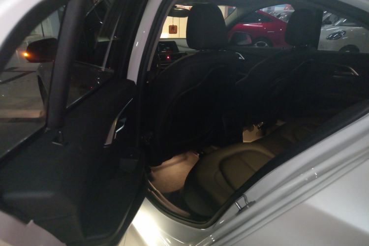 Used BMW 1 Series 2018 Facelifted 118i Sport Edition