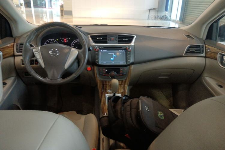 Used Nissan Sylphy 2014 1.6XV CVT Deluxe Edition