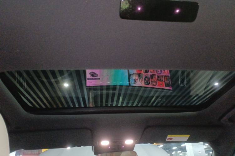 Used Li Auto L8 2023 Pro Model
