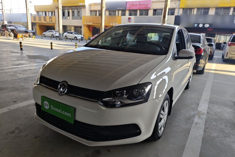 Used Volkswagen Polo 2016 1.4L Manual Fashion Model