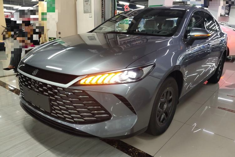 Used BYD Qin PLUS 2025 DM-i Smart Drive 55KM Leading Model
