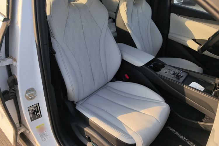 Used BYD Seal 06 New Energy 2024 DM-i 120KM Luxury Model
