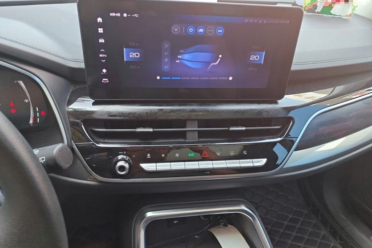 Used Haval H6 2023 National Trend Edition 1.5T Automatic Champion Version
