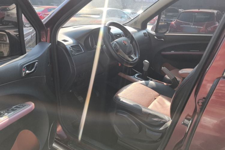 Used FORTHING Joyear X5 2015 1.6L Manual Luxury Model
