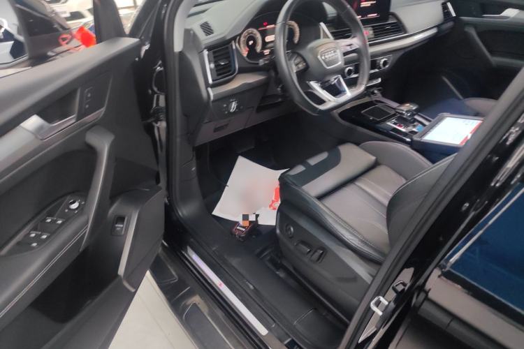 Used Audi Q5L 2022 40T Fashionable and Dynamic Model
